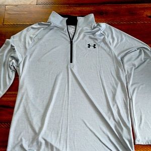 Under Armor adult medium grey long sleeve shirt